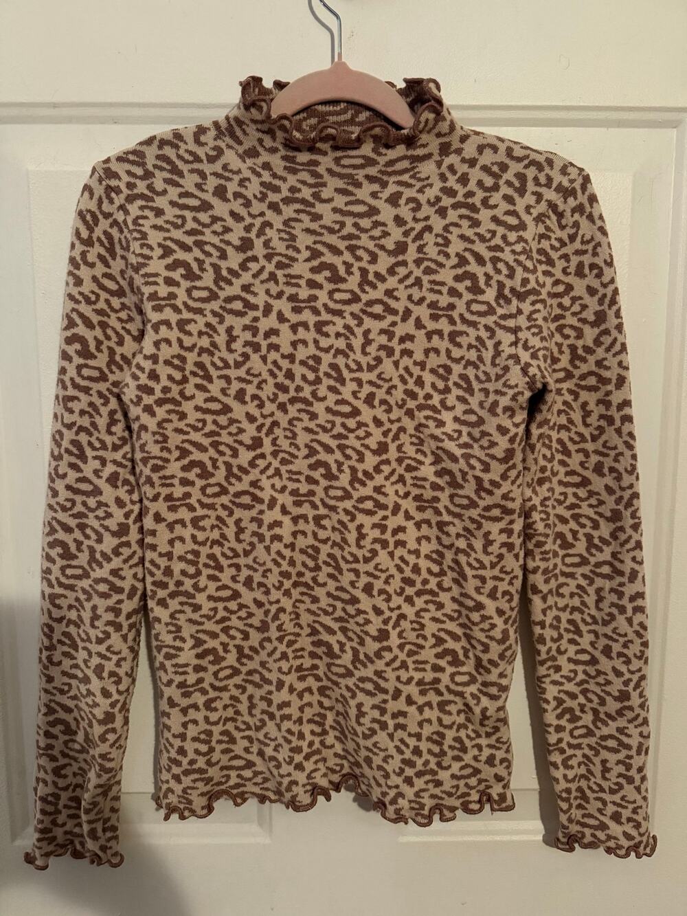 Run & Thread Leopard Print Top Womens S Brown Cream Lettuce Edge Mock Neck